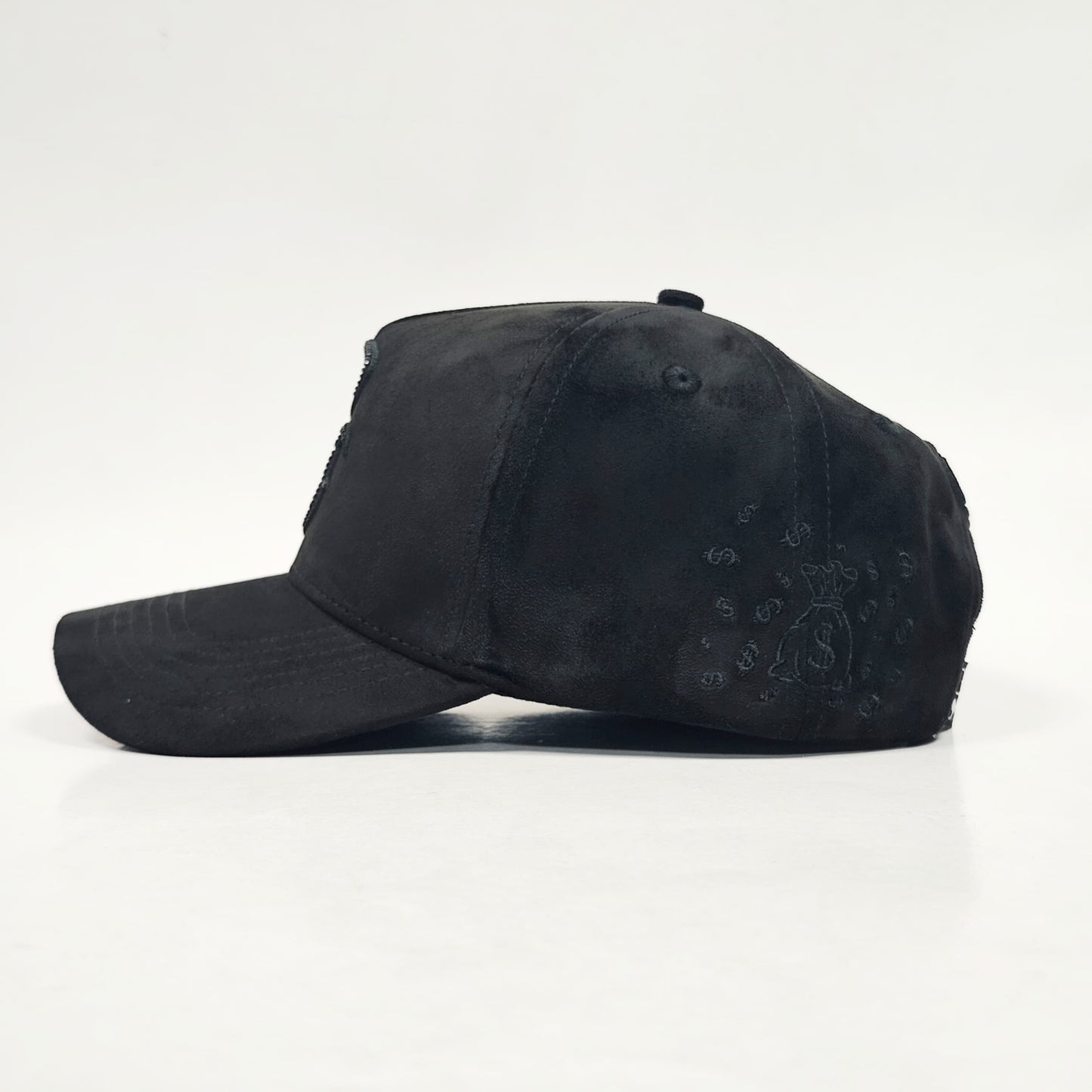 2 SUEDE HATS